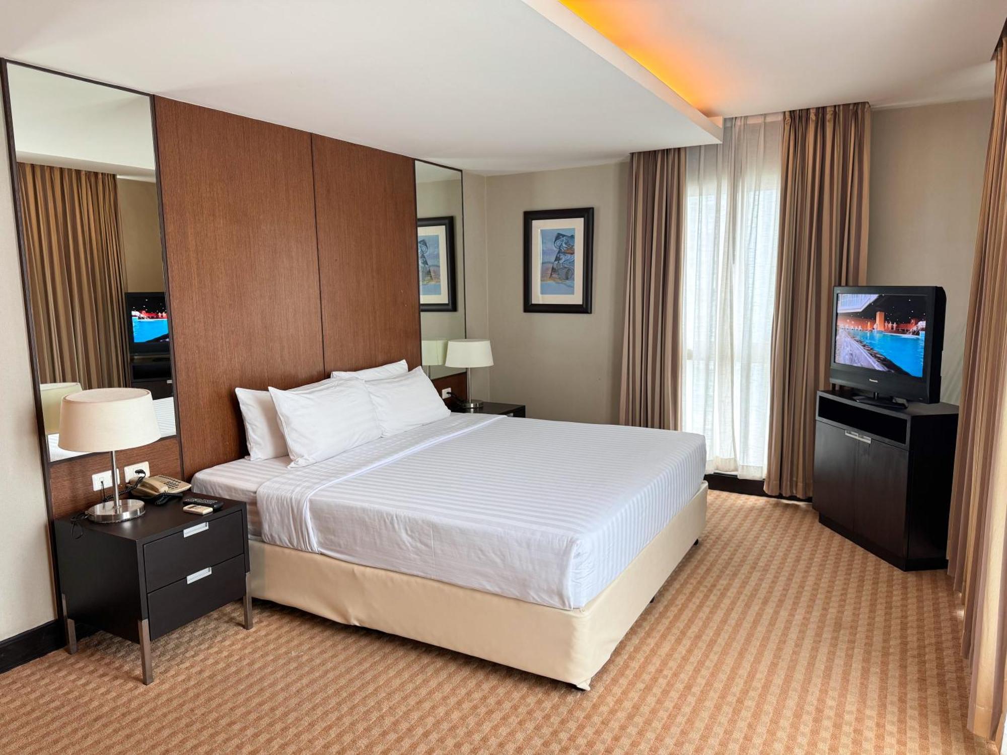 The Narathiwas Hotel & Residence Sathorn Μπανγκόκ Εξωτερικό φωτογραφία