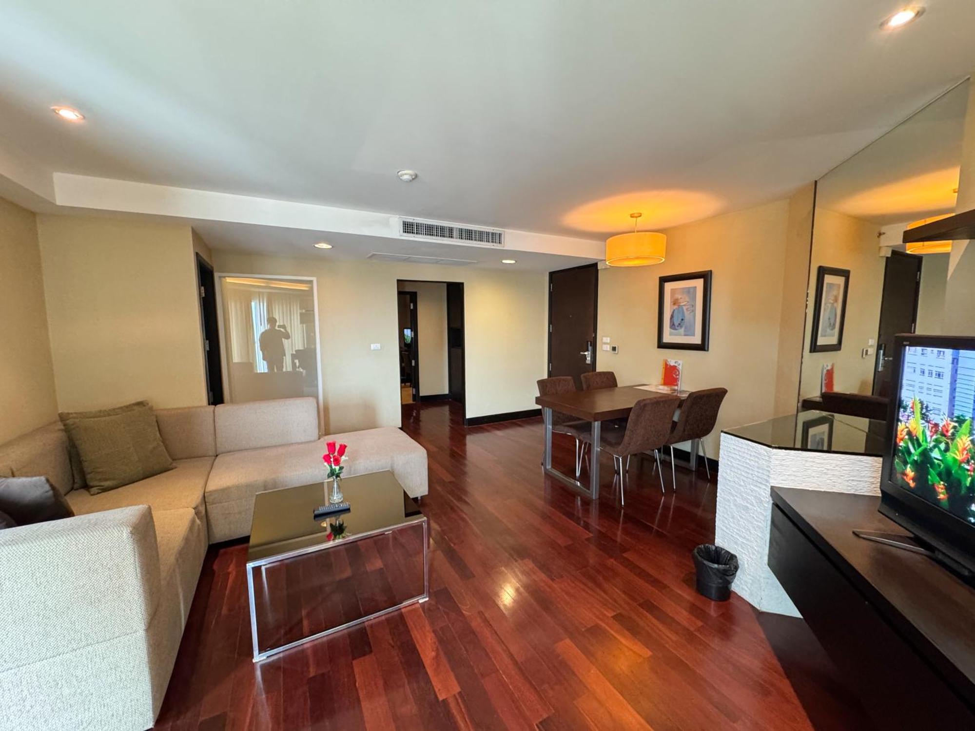 The Narathiwas Hotel & Residence Sathorn Μπανγκόκ Εξωτερικό φωτογραφία