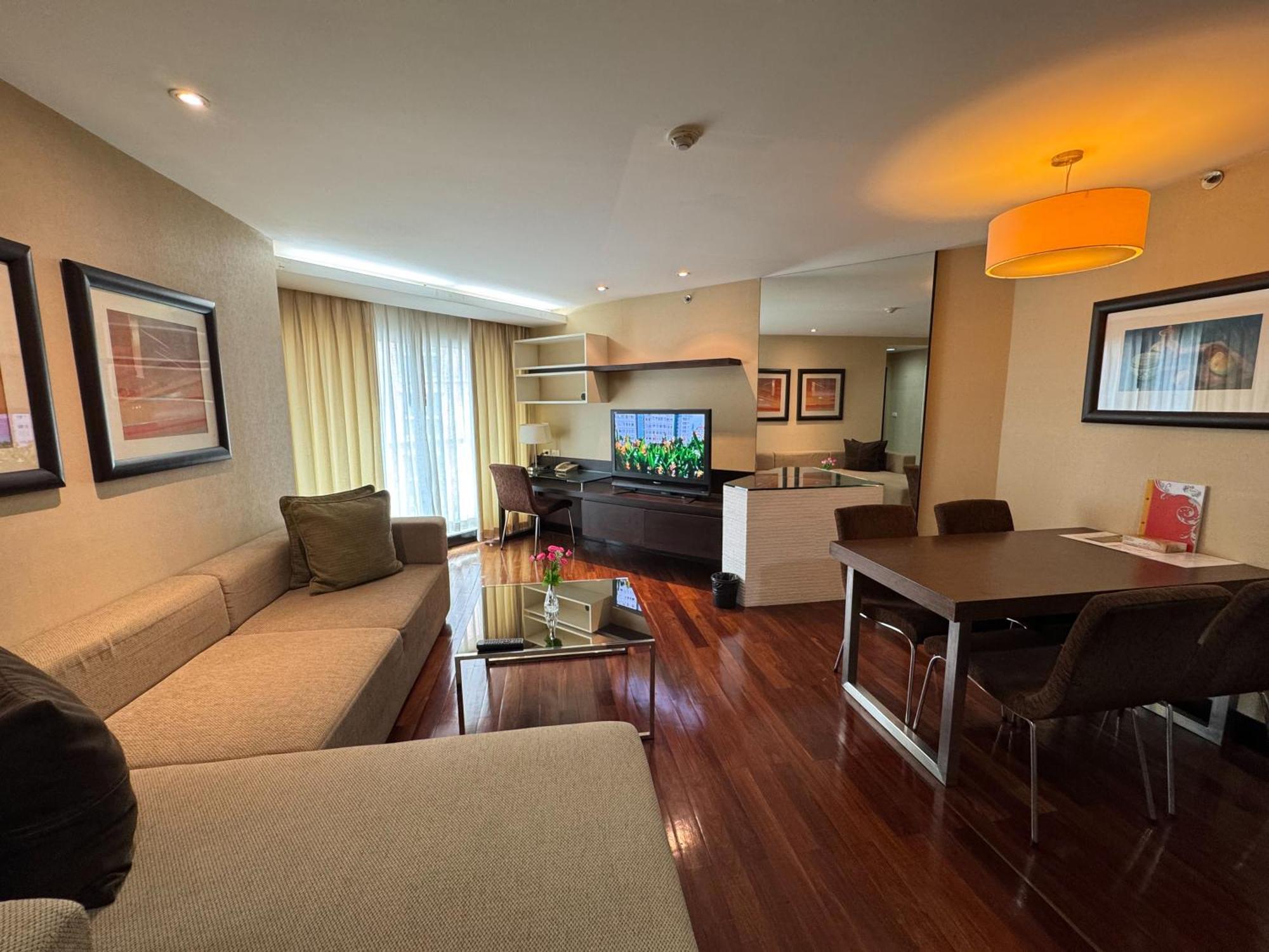 The Narathiwas Hotel & Residence Sathorn Μπανγκόκ Εξωτερικό φωτογραφία