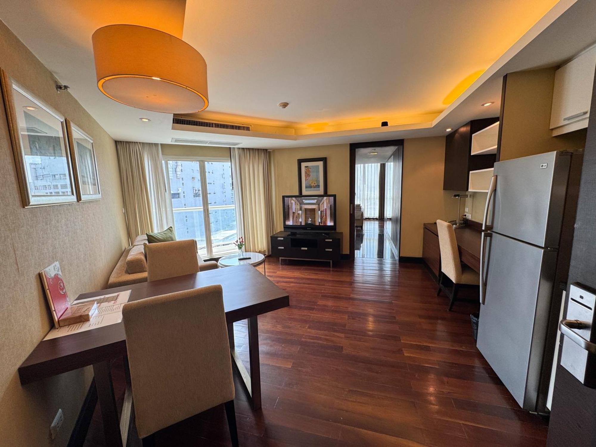 The Narathiwas Hotel & Residence Sathorn Μπανγκόκ Εξωτερικό φωτογραφία