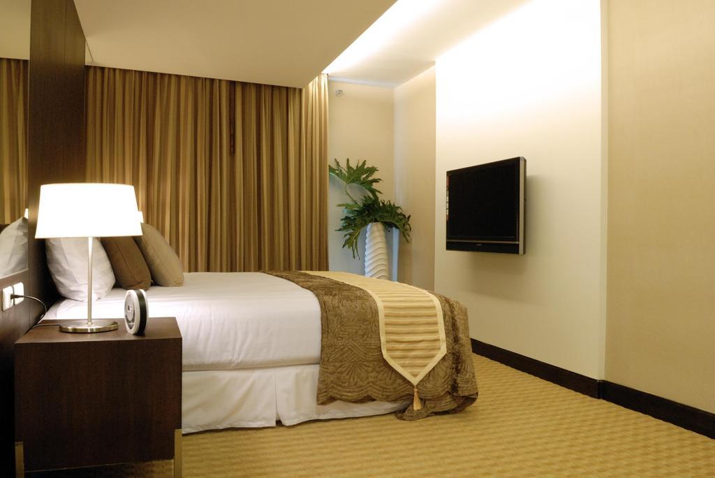 The Narathiwas Hotel & Residence Sathorn Μπανγκόκ Εξωτερικό φωτογραφία